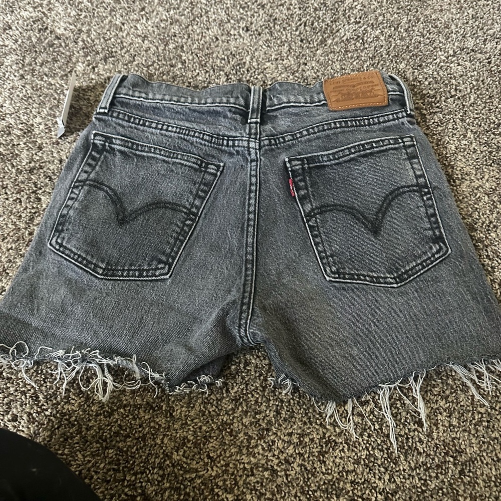Levi's Black Jean Shorts Distressed wedgie